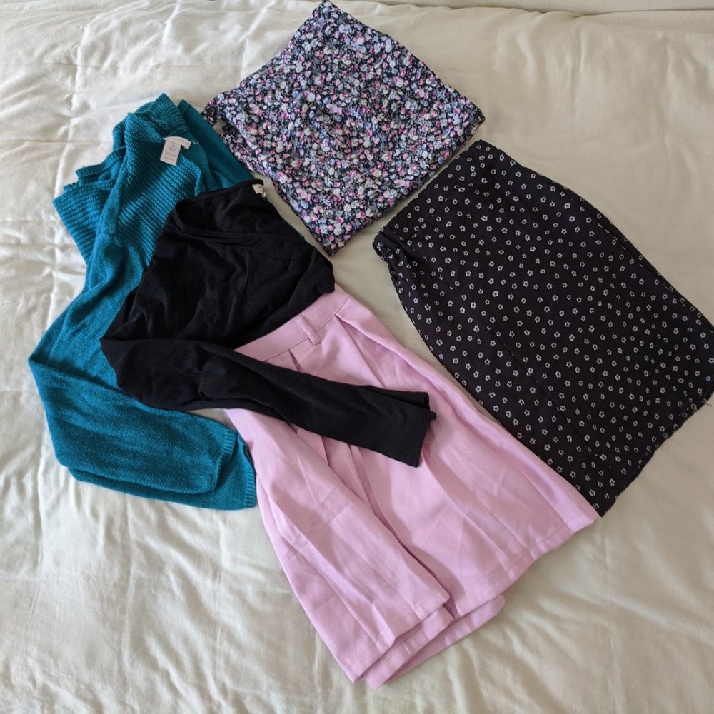 NEW! Cute date capsule bundle